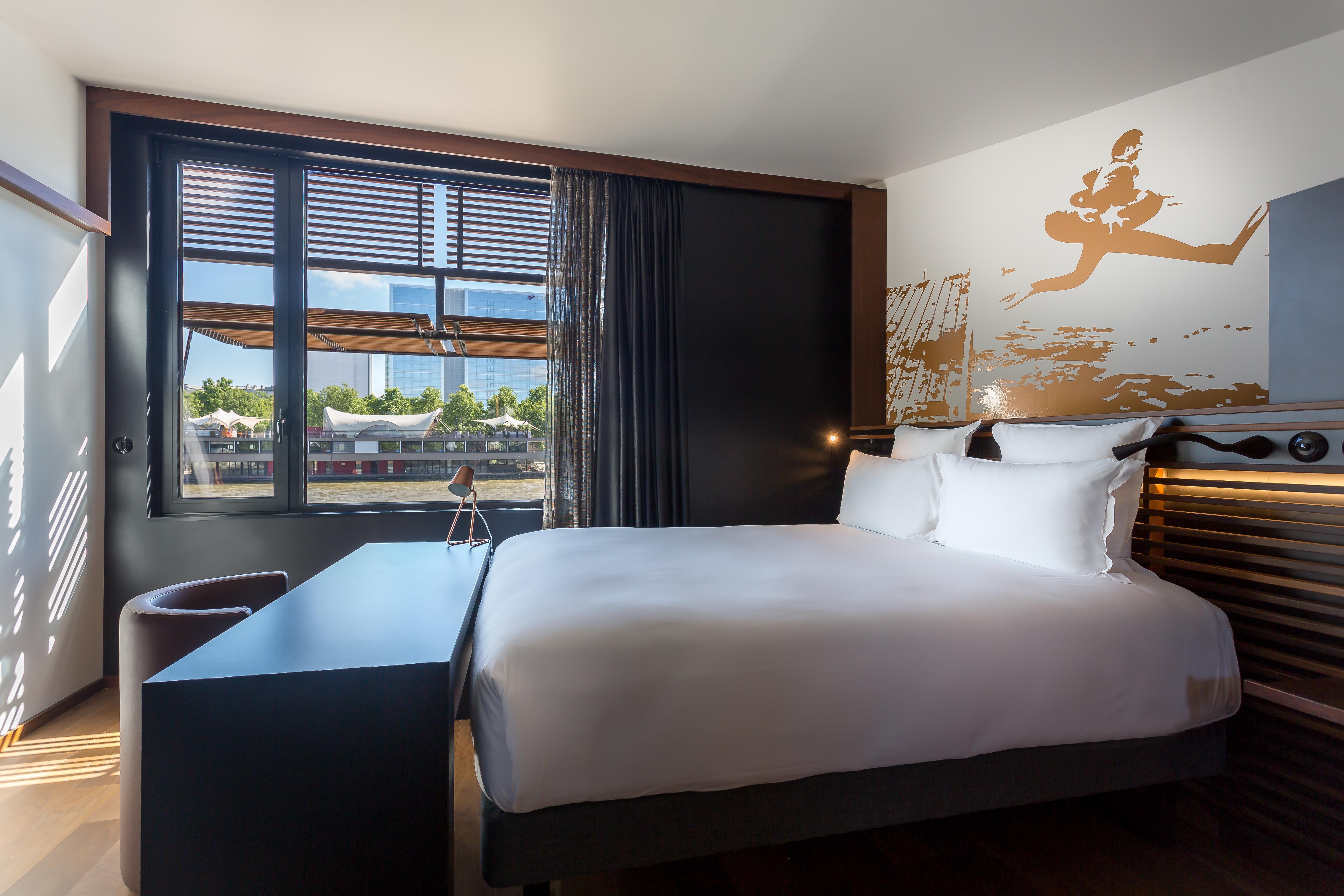 Hotel Off Paris Seine Экстерьер фото