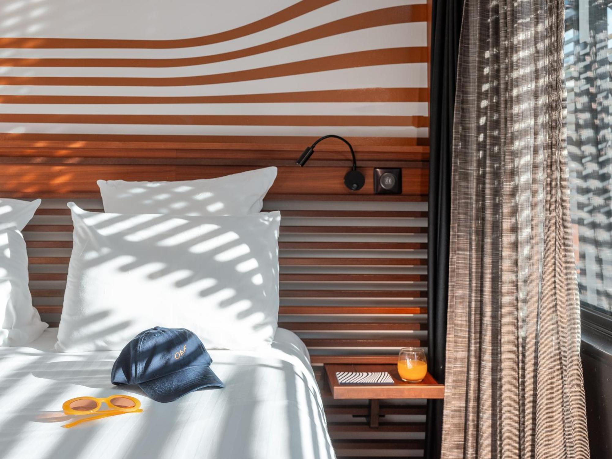 Hotel Off Paris Seine Экстерьер фото