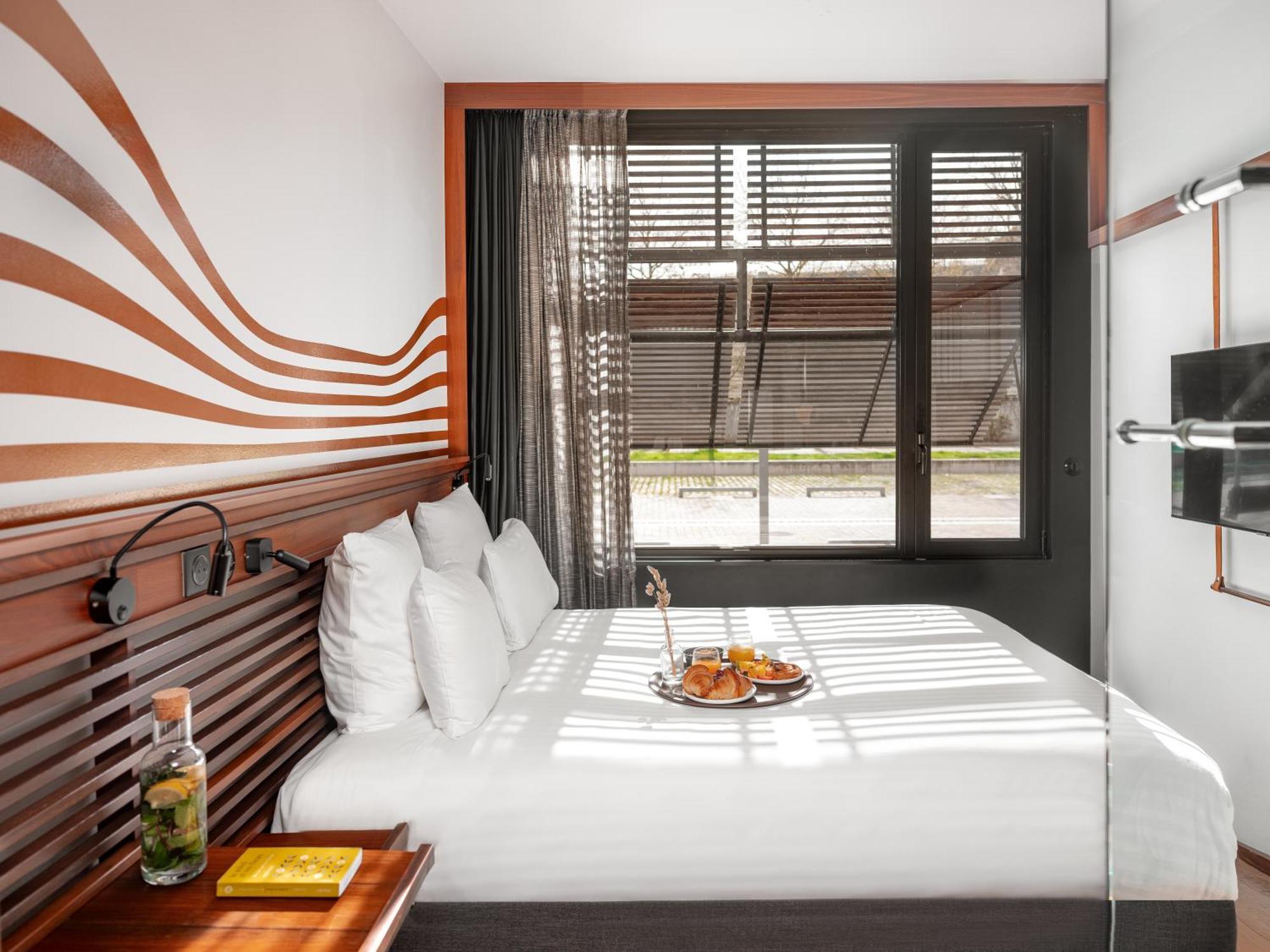 Hotel Off Paris Seine Экстерьер фото