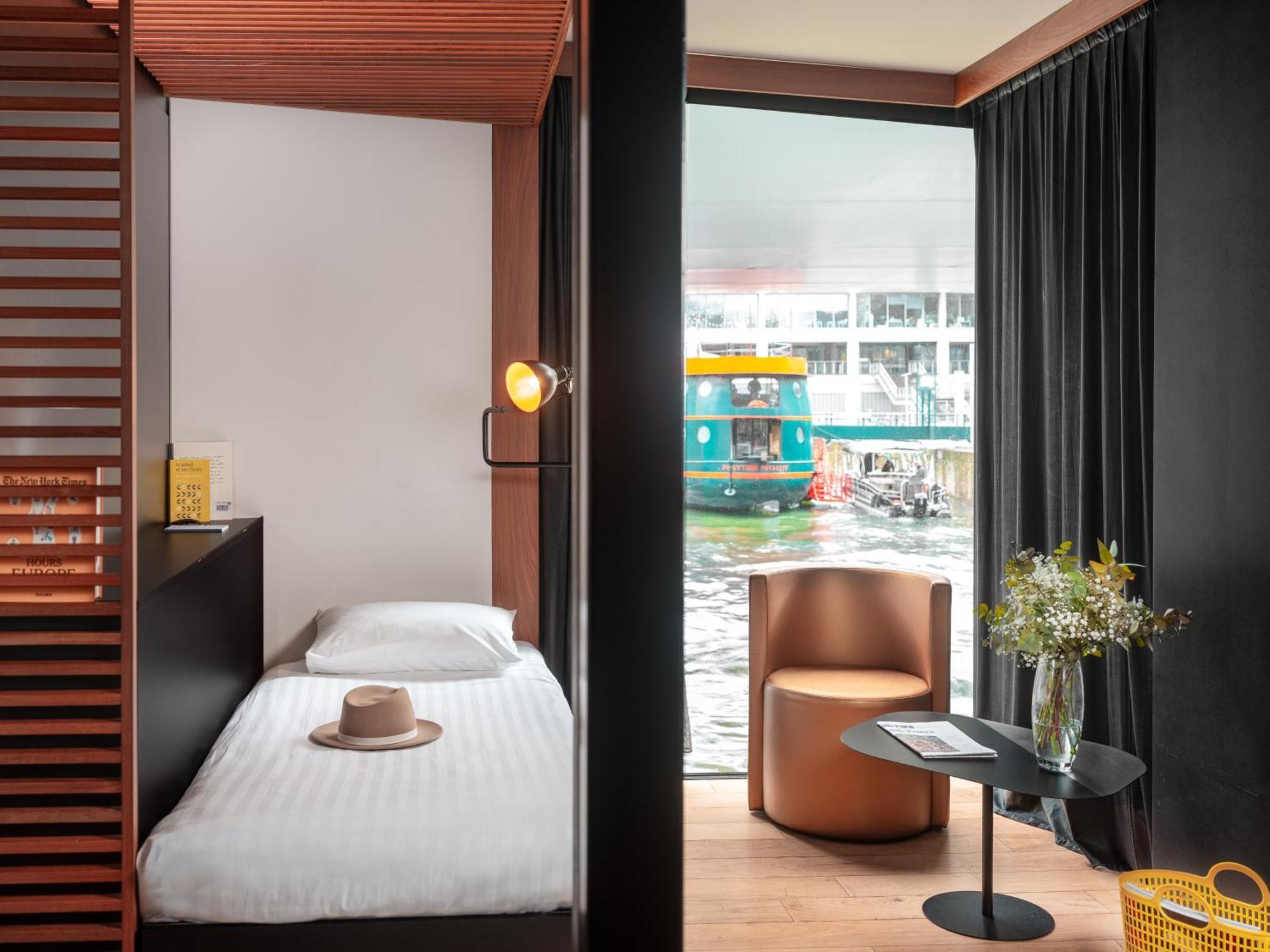Hotel Off Paris Seine Экстерьер фото