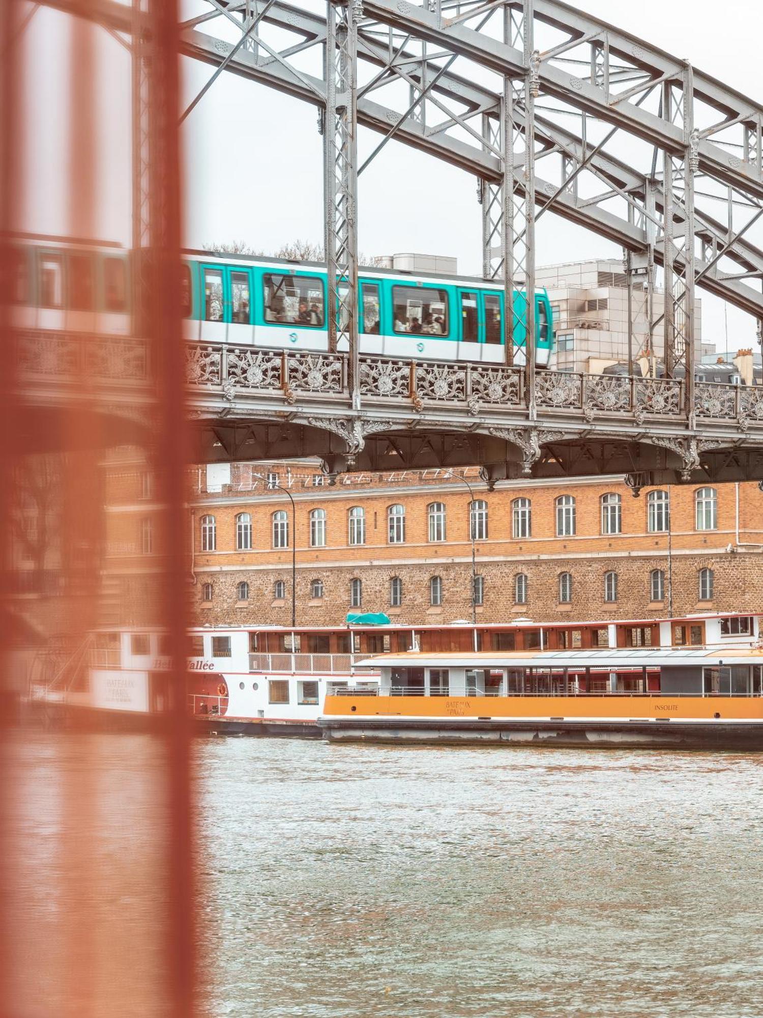 Hotel Off Paris Seine Экстерьер фото